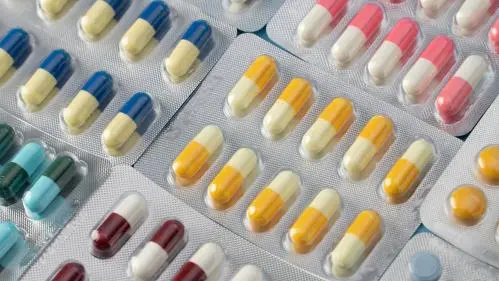 Antibióticos y su leve impacto en el riesgo de párkinson